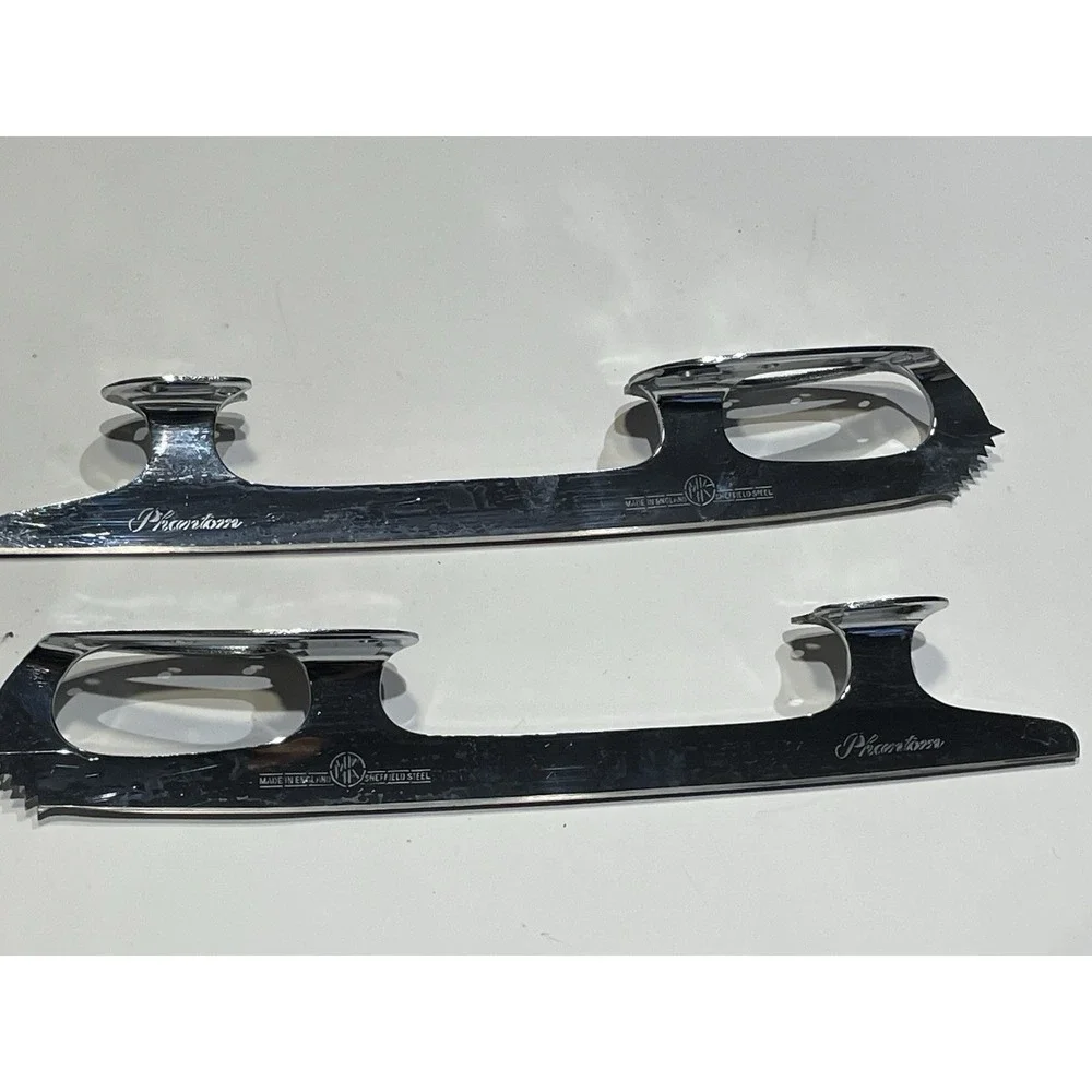 Vintage MK Phantom Figure Skating Blades Size 10 Howard Cracker Engraved England